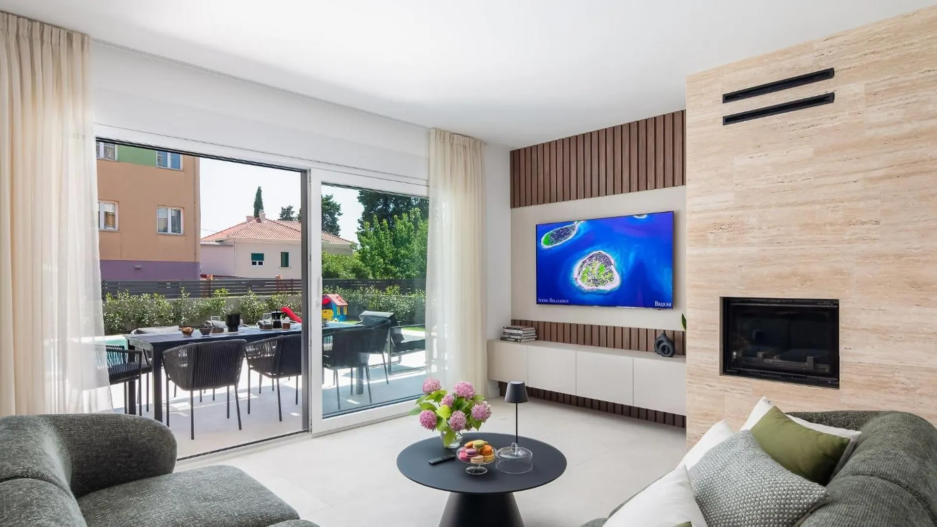 Villa Prima Lux Kastela 0*,  Croatia
